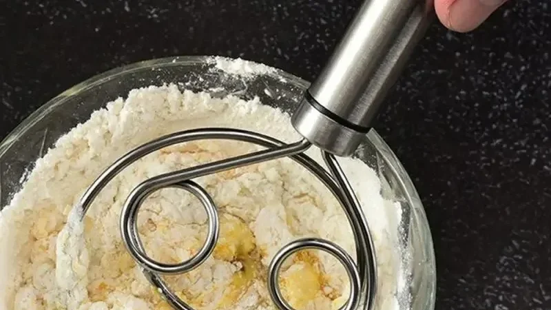 Exploring the Art of Sourdough Baking: Recipes and Tips